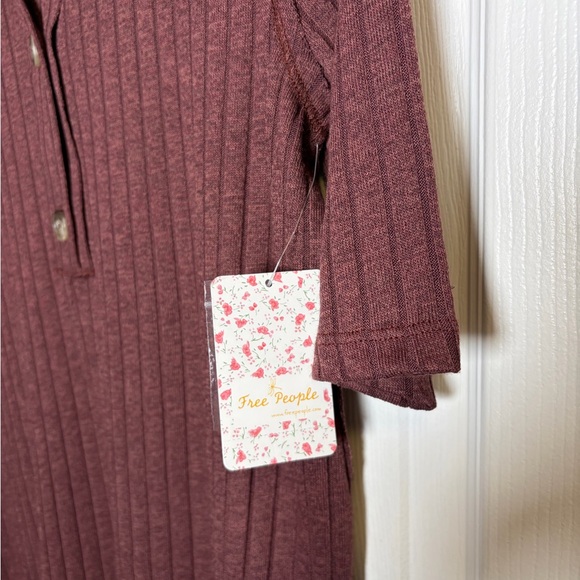 Free People Knit Top Heart Strings Short Sleeve Ribbed Shirt Mahogany Size Small - Picture 6 of 10
